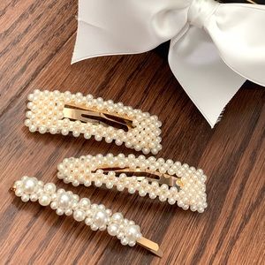 🔥Host Pick🔥Set of 3 Faux Pearl Barrettes BN